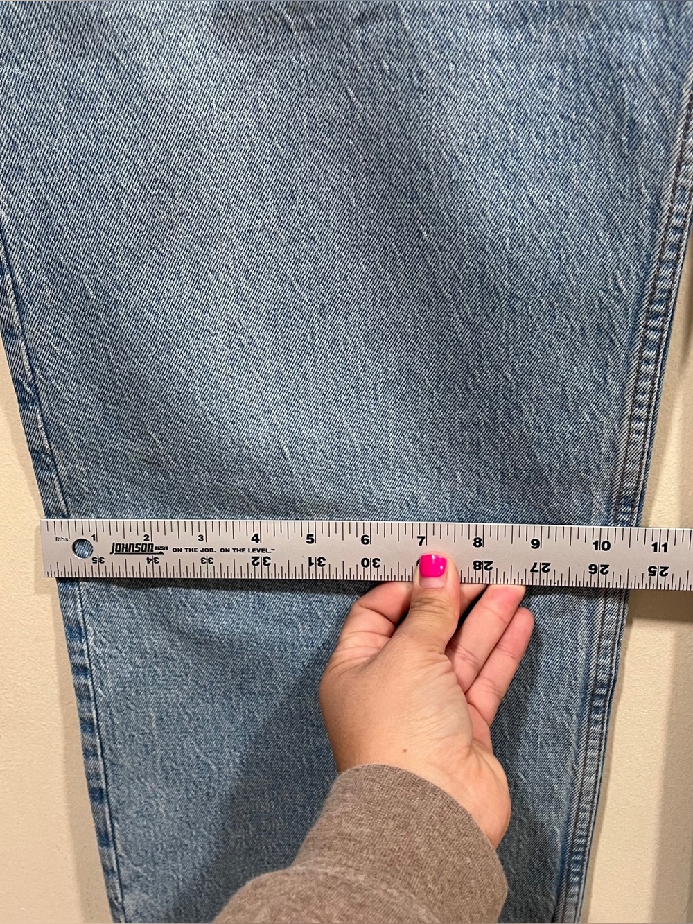 NWT Abercrombie & Fitch The '90s Relaxed Jeans in a high-rise style size16 short - Picture 4 of 10